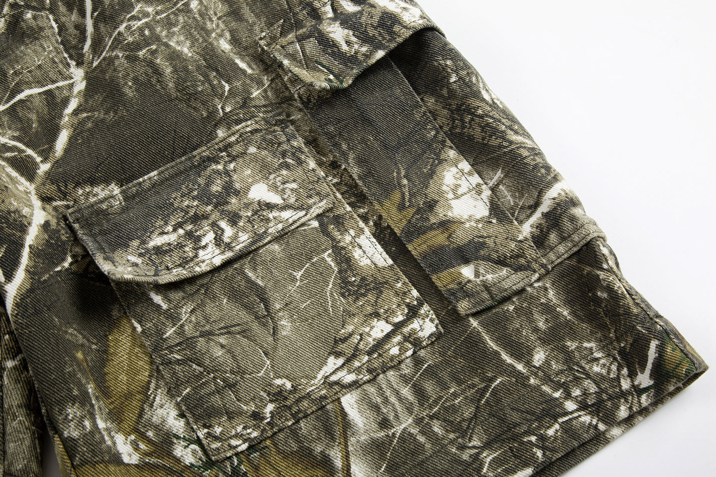 Vervin Camo Shorts